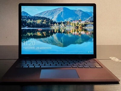 Microsoft Surface Laptop Burgundy 13,5" 2017  i5-7200U 8GB 256 gb  - Immagine 1 di 4