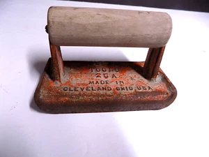 Antigua herramienta de borde de hormigón artesanal millas hierro fundido 25A Cleveland OH 1950 de colección EE. UU. - Imagen 1 de 9