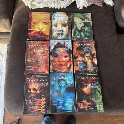 The Sandman Neil Gaiman TPB Lote Volúmenes 1-9 Edición Completamente Recoloreada Foto 1 de 4