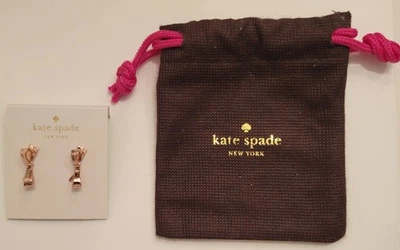 Pendientes Kate Spade oro rosa notas de amor Foto 1 de 2