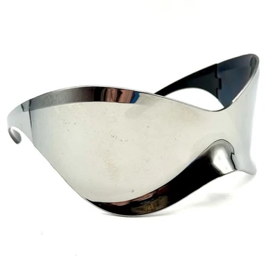 Gafas de sol protectoras de diseñador futurista plateadas cromadas espejadas marco de moda MOD Foto 1 de 4