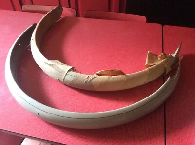 2  GARDE BOUE VELO  ANCIEN IDENTIQUE NEUF ANCIEN STOCK - Photo 1/4