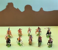 Britains Deetail 10 Indiani a cavallo Made in England