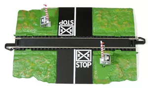 BACHMANN EZ TRACK HO TRAIN SCALE DUAL CROSSING GATES - Picture 1 of 5