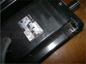 Servomotore Omron usato 1 pezzo R88M-W75030H qw~ - Foto 1 di 2