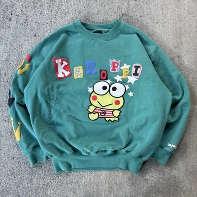 Sudadera Pullover Dumbgood Sanrio Keroppi Cuello Redondo Estampado Puff Verde Talla Grande Foto 1 de 4