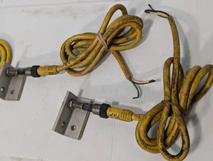 Allen Bradley 871C-A2N12-N3 Proximity Sensor with 889N-F3AFC-6F 3 Pin QD Cordset - Picture 1 of 11