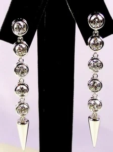 Orecchini pendenti 2,58 carati 10 diamanti oro bianco 18 kt - Foto 1 di 3