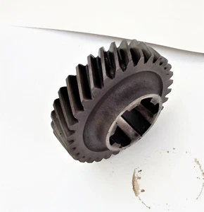 56 TRIUMPH TR3 Countershaft 3rd gear - Picture 1 of 3