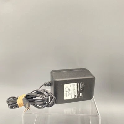 LINKSYS: AM-1201000D41, AD12/1c POWER Adapter,  12VDC  1000mA - Image 1 of 2