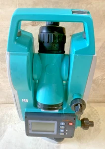 Sokkia DT610 Digital Theodolite Total Station D20544 FOR PARTS (Screen Working) - Picture 1 of 11
