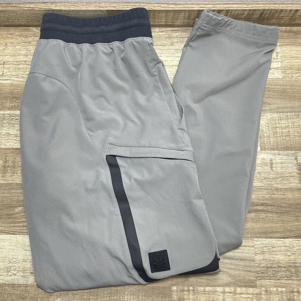 Pantalones cargo Under Armour Sportstyle Elite para hombre grandes gris cordón 31" entrepierna Foto 1 de 4
