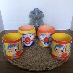 Vintage Ringling Bros Barnum Bailey Zirkus Tassen Elefant Clowns Souvenir - Bild 1 von 20