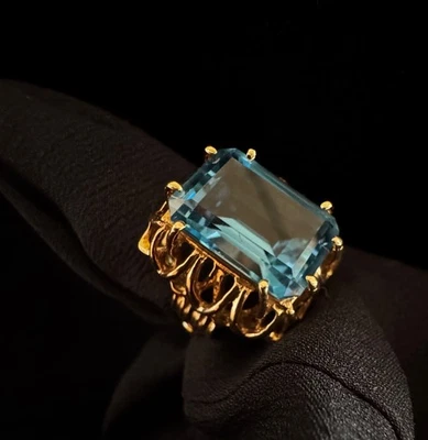 Vintage Bold Emerald Cut London Blue Topaz 10k Yellow Gold Filigree Ring - Image 1 of 4