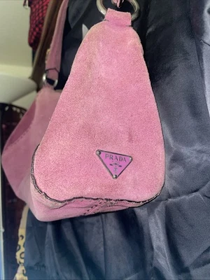 RARO BOLSO DE HOMBRO PRADA VINTAGE AÑOS 90 PEQUEÑO GAMUZA ROSA EXCELENTE ESTADO #56 Foto 1 de 4