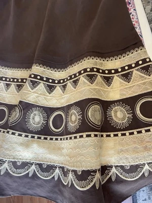 Jones New York Collection Beige/chocolate skirt 10. Embroidered. NWOT - Image 1 of 4