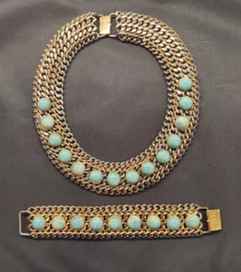 Set collana e bracciale Calvaire turchese tono argento-oro raro vintage - Foto 1 di 24
