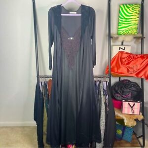 Vintage Interludes by Cira Black Nightgown and Robe Set