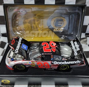 *ELITE* Azione 2004 Kevin Harvick #29 GM Goodwrench Monte Carlo 1:24 p/n 402401 - Foto 1 di 8