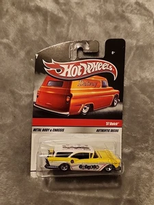 Hot Wheels Delivery Authentic Decos '57 Buick Wagon Razzles Gum Candy 1:64 NEW  - Picture 1 of 4