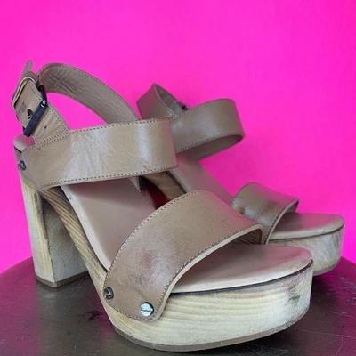 Sandalia Vince Solange Cuero Tostado Madera Plataforma Punta Abierta Talla 7  Foto 1 de 4