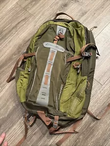 EDDIE BAUER Adventurer Travel Hiking Camping College BACKPACK 30L Green Brown - Picture 1 of 7