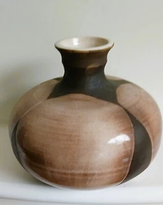 RAYMOND EVERETT STUDIO RYE POTTERY LARGE BROWN SQUAT VASE GLOSS& MATT - Picture 1 of 6