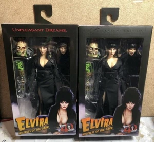 Elvira Mistress of the Dark Signature and Unpleasant Dreams Set - Bild 1 von 12