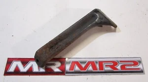 Toyota MR2 MK2 - Caja de cambios debajo del soporte de la bandeja - Mr MR2 piezas usadas  - Imagen 1 de 5