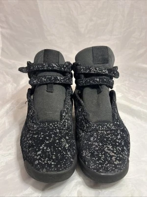 Woman Reebok freestyle high top size 7 Speckled black gray lace up retro - Image 1 of 4