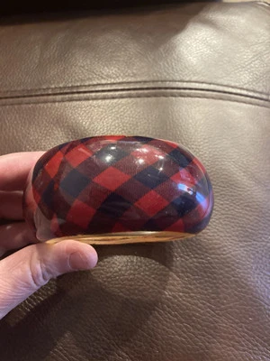 Brazalete Brazalete Madera Laminada a Cuadros Rojo Y Negro Foto 1 de 4