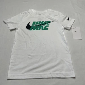 Jungen Nike T-Shirt Kurzarm Rundhalsausschnitt Größe 4-5 Jahre Small - Bild 1 von 6