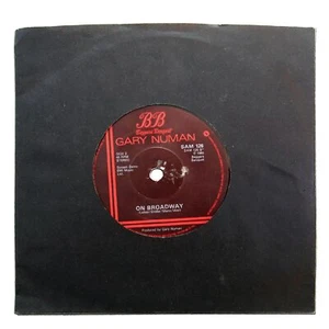 Gary Numan : Remember I Was Vapour / On Broadway (Live) 7" single (1980) UK - Imagen 1 de 3
