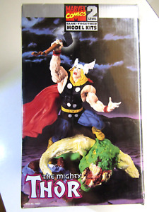 Marvel Comics/ToyBiz L2 Glue.Together Model Kit "The Mighty Thor" # 48621 Sealed