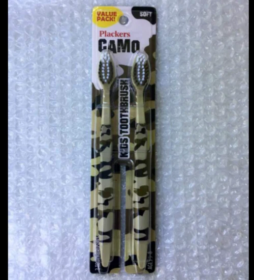 Plackers 迷彩 2 件装软牙刷儿童超值包安全乐趣 Cleani — 第 1/3 张图片