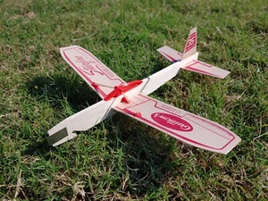 Guillow's Starfire Balsa Folding Wing kit - Jim Walker Interceptor inspired - Picture 1 of 2