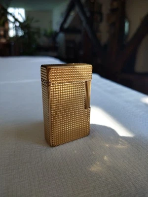 Accendino DuPont Placcato oro Anni 60 Vintage diamantato - Immagine 1 di 4