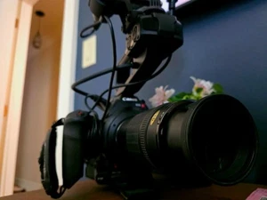 Canon EOS C100 MK1 Cinema camrecorder with lens. - Picture 1 of 10