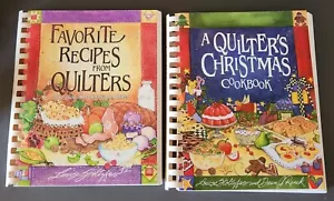 Lot of 2 Spiral Bound Cookbooks Quilters -Favorite Recipes & Quilter's Christmas - Foto 1 di 12