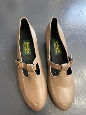 Zapato de Vestir Daniel Verde 6.5 Beige Hecho en EE. UU.  Foto 1 de 4