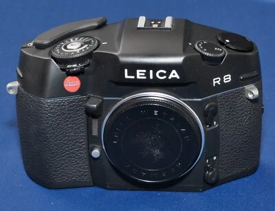 Precioso cuerpo negro Leica R8 con correa en su embalaje original! Foto 1 de 4