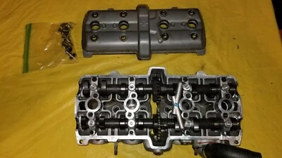 2004 04 MV AGUSTA F4 BRUTALE 750S 750 CULATA LEVAS VÁLVULA CUBIERTA MOTOR BONITO Foto 1 de 4