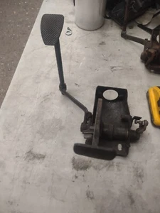 Porsche 911 1912 Clutch Brake Pedal Cluster Assembly - Picture 1 of 12