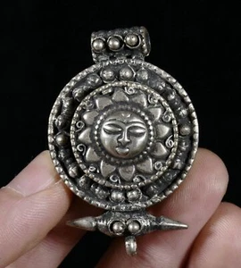 4.5CM Old Tibetan Silver Face Phurba Dagger Holder Box Boxs Amulet Pendant - Picture 1 of 8