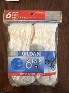 Gildan Boys 6 Pack Ankle Socks Size Small 6-11.5 - Picture 1 of 2