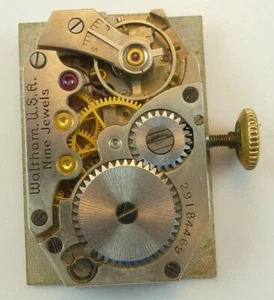 Waltham Mechanical Wristwatch Movement - 729 - Parts / Repair - Picture 1 of 5