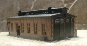 Arnold  6333    (Spur N)   Lokschuppen - fertig gebaut - Bild 1 von 6