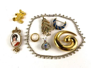 Vintage Signed Jewelry Lot Monet Warner LCD ART Avon Christmas Tree Enamel - Picture 1 of 14