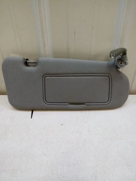 Parasol derecho pasajero Kia Sorento 2005 2006 2007 fabricante original usado probado  Foto 1 de 4