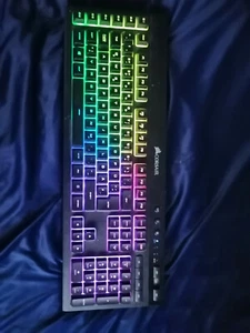Corsair K57 RGB Tastatur QWERTZ Defekt - Bild 1 von 3